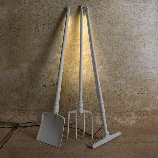 Lampa podłogowa zewnętrzna grabie THP145 3R EXT KARMAN