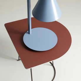 Geometryczna lampka stołowa Form Aldex