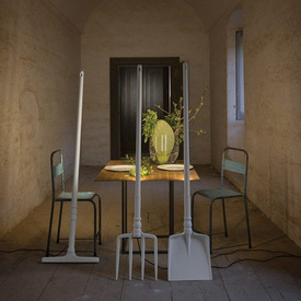 Lampa podłogowa zewnętrzna grabie THP145 3R EXT KARMAN