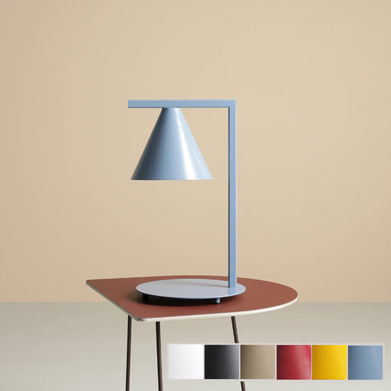 Geometryczna lampka stołowa Form Aldex