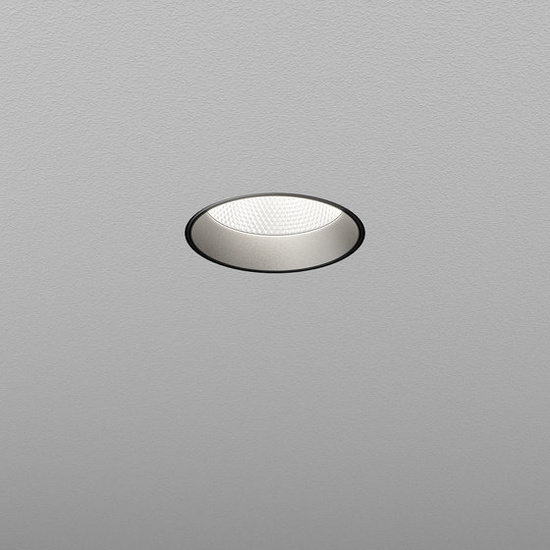 PUTT midi LED trimless M927 18° wpuszczany AQform