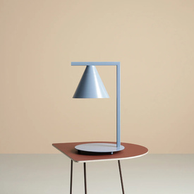 Geometryczna lampka stołowa Form Aldex
