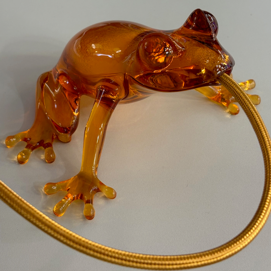 Lampa wisząca / lampa stołowa HUNGRY FROG, BURSZTYN QeeBoo