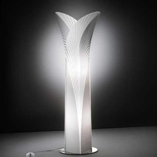 Lampa podłogowa Las Palmas FLOOR L włoskiej firmy SLAMP