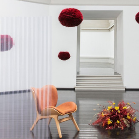 Lampa wisząca EOS large czerwona UMAGE