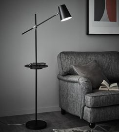 Lampka podłogowa Linear USB czarna 107307 Markslojd