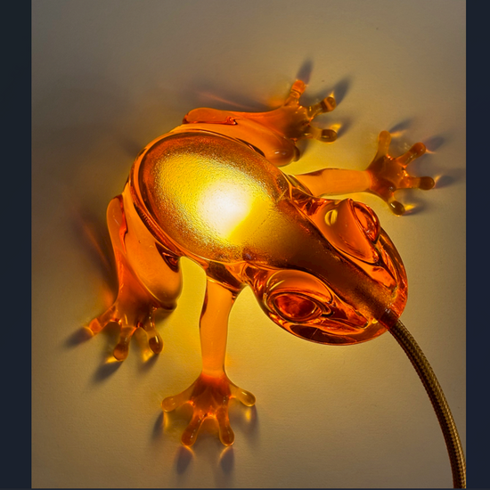 Lampa wisząca / lampa stołowa HUNGRY FROG, BURSZTYN QeeBoo