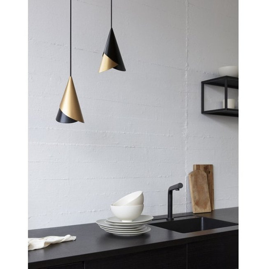 Klosz CORNET czerń i mosiądz UMAGE