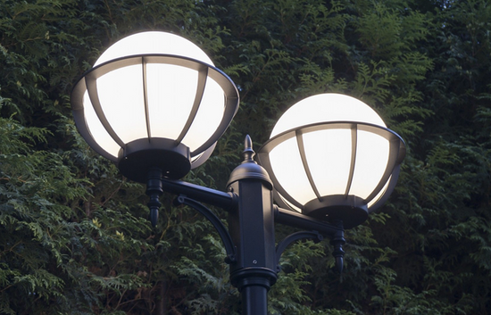 Lampa masztowa KULE Z KOSZYKIEM OGMWN 2 KPO 250 SU-MA