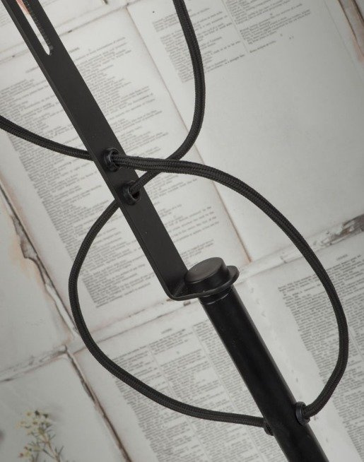 Lampa podłogowa Seattle czarna It's About RoMi