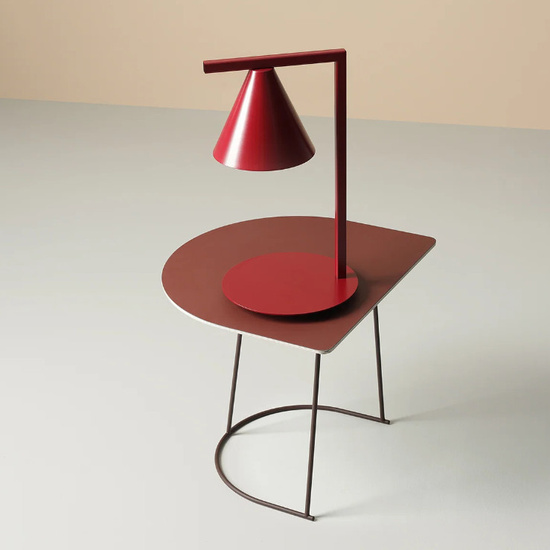 Geometryczna lampka stołowa Form Aldex