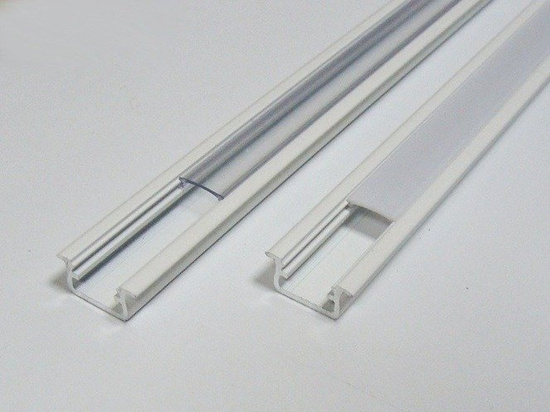 Profil wpuszczany biały lakierowany typ B 2 metry