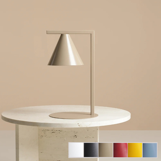 Geometryczna lampka stołowa Form Aldex