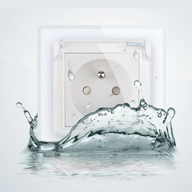 Gniazdo złote z bolcem w szklanej ramce z klapką bryzgoszczelną LIVOLO